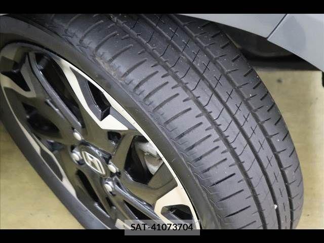 Honda N BOX CUSTOM 2018-01 7878289-24