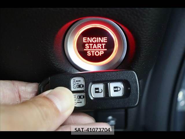 Honda N BOX CUSTOM 2018-01 7878289-6