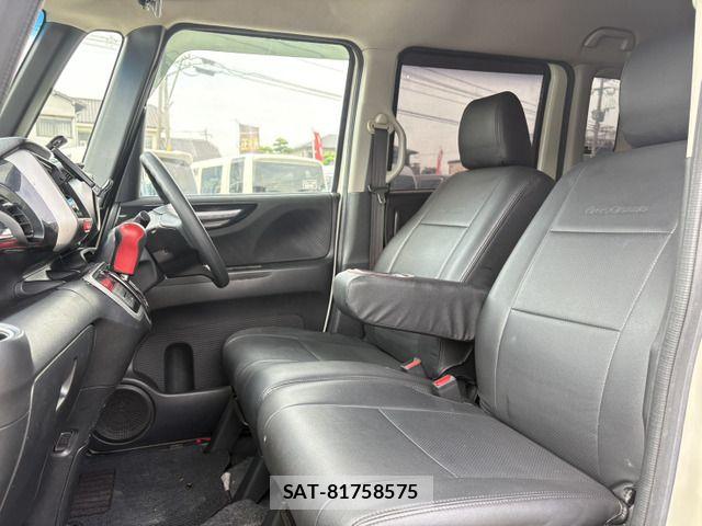 Honda N BOX CUSTOM 2012-08 7878349-12