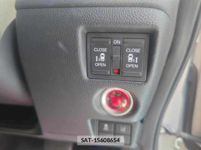 Honda N BOX CUSTOM 2019-02 7878308-25