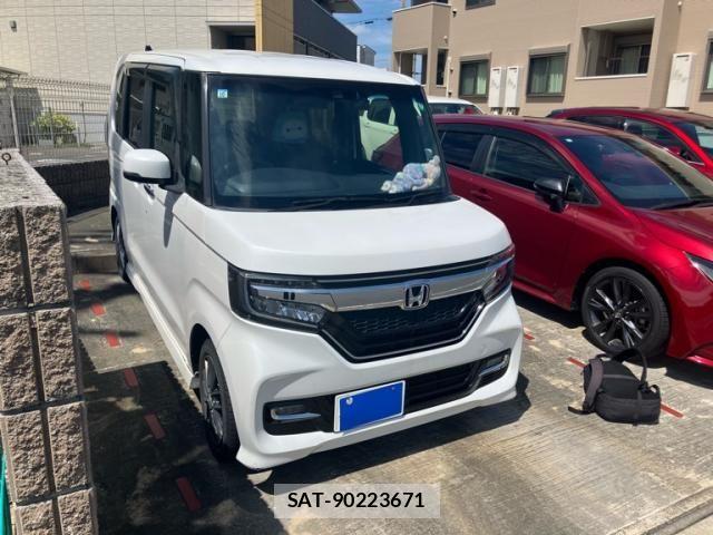 Honda N BOX CUSTOM 2019-10 7878336-1