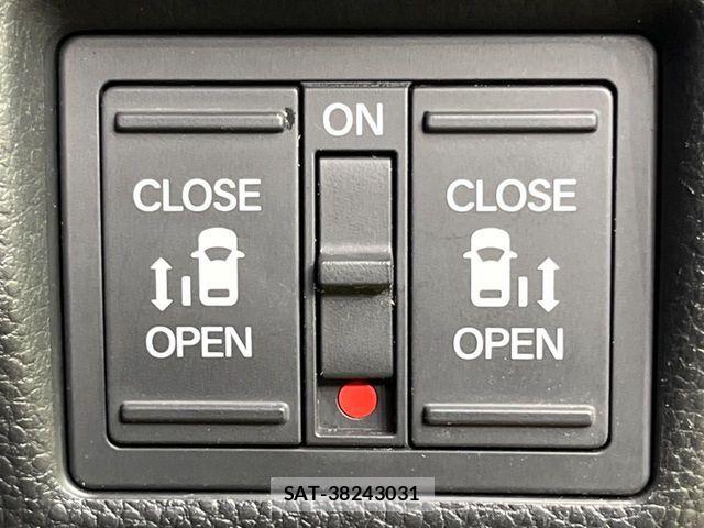 Honda N BOX CUSTOM 2020-02 7878300-2