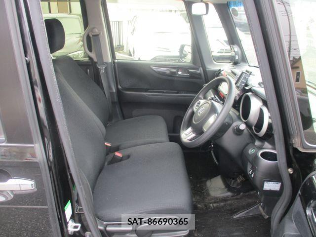 Honda N BOX CUSTOM 2017-01 7878359-9
