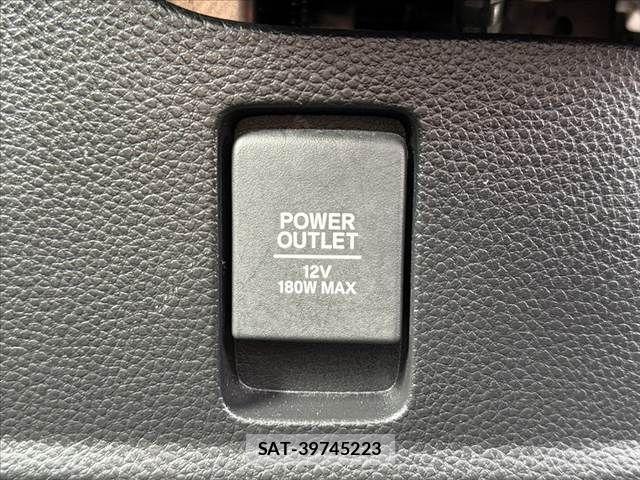 Honda N BOX CUSTOM 2018-02 7878310-29