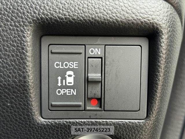 Honda N BOX CUSTOM 2018-02 7878310-3