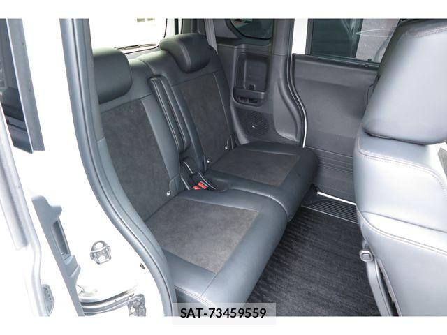 Honda N BOX CUSTOM 2024-02 7878244-11