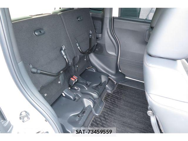 Honda N BOX CUSTOM 2024-02 7878244-12