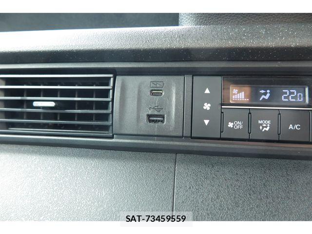 Honda N BOX CUSTOM 2024-02 7878244-23