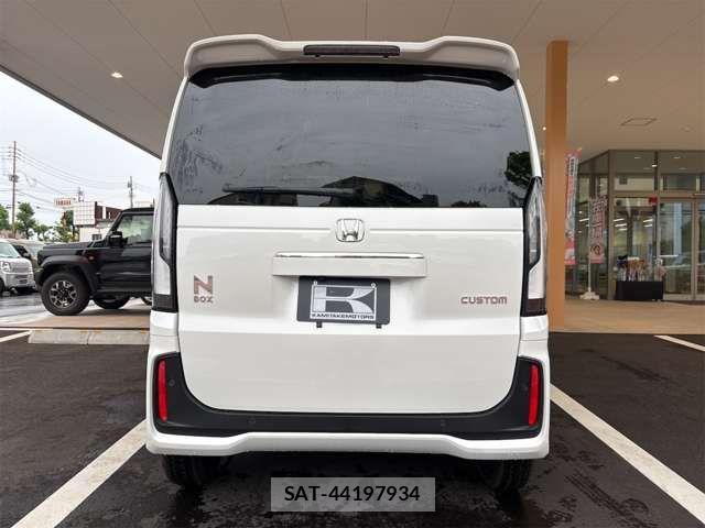 Honda N BOX CUSTOM 2026-05 7903105-16