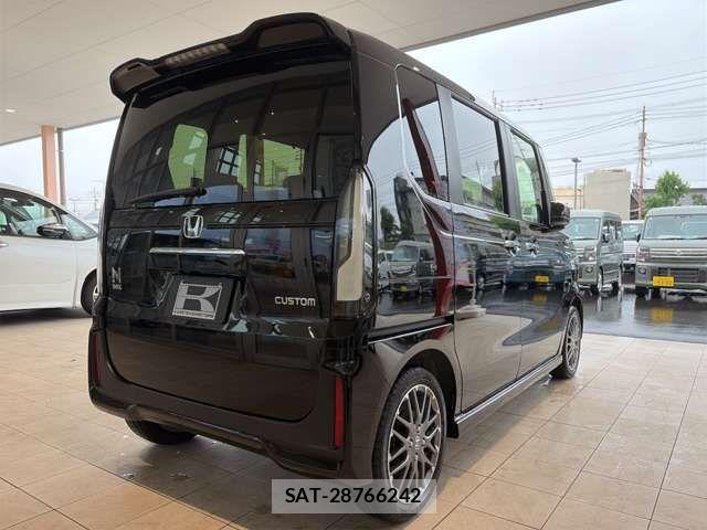 Honda N BOX CUSTOM 2026-03 7903098-15