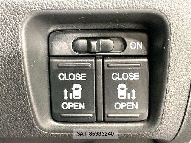Honda N BOX CUSTOM 2017-04 7903123-4