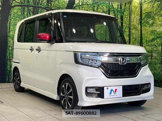 Honda N BOX CUSTOM 2018-01 7962907-15