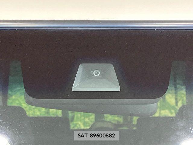 Honda N BOX CUSTOM 2018-01 7962907-4