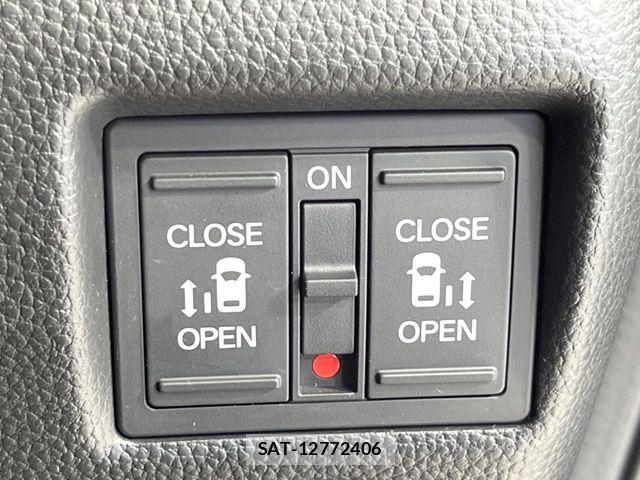 Honda N BOX CUSTOM 2021-11 7962898-4