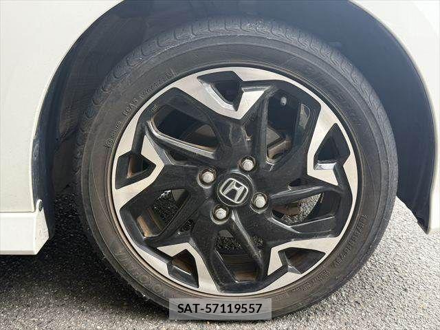 Honda N BOX CUSTOM 2018-09 7962926-12