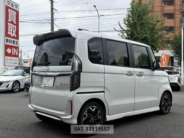 Honda N BOX CUSTOM 2018-09 7962926-16