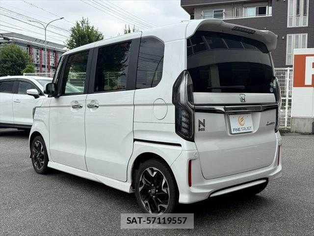 Honda N BOX CUSTOM 2018-09 7962926-18