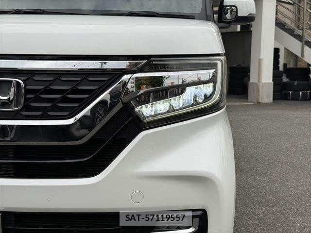 Honda N BOX CUSTOM 2018-09 7962926-27