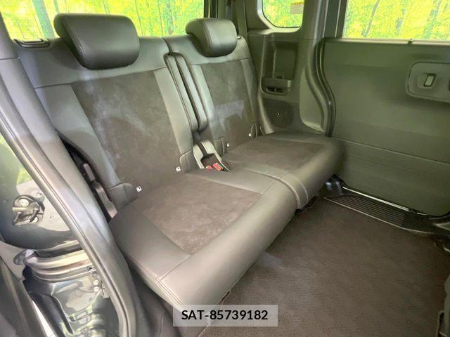 Honda N BOX CUSTOM 2023-12 7962872-8