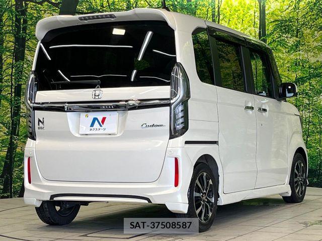 Honda N BOX CUSTOM 2017-09 7962906-16
