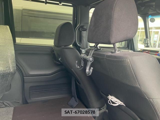 Honda N BOX CUSTOM 2019-06 7962939-11