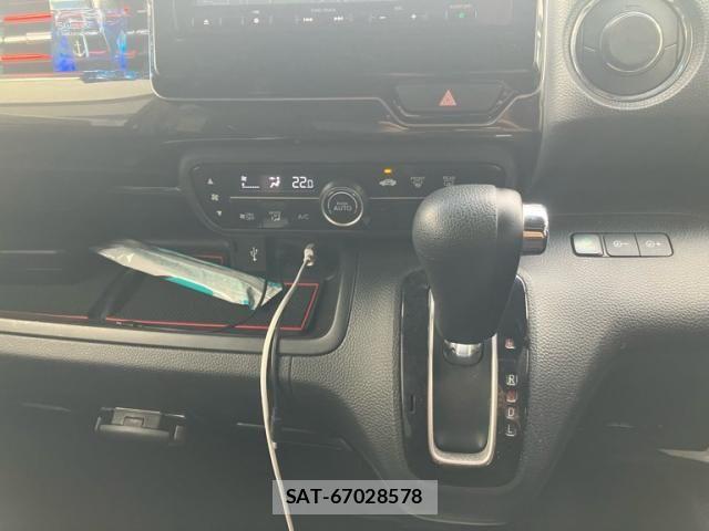 Honda N BOX CUSTOM 2019-06 7962939-21