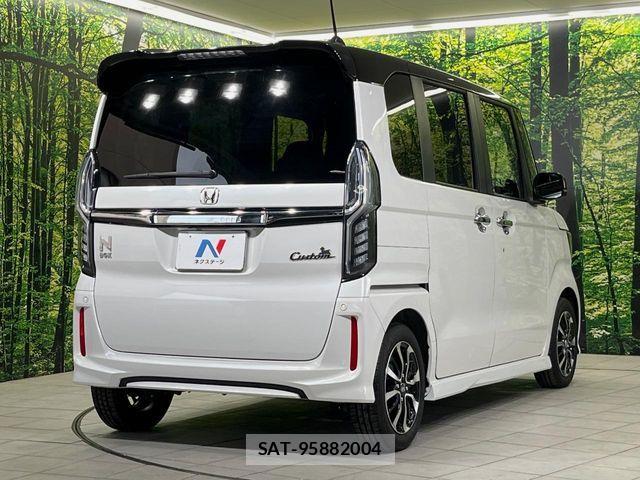 Honda N BOX CUSTOM 2019-10 7962931-16