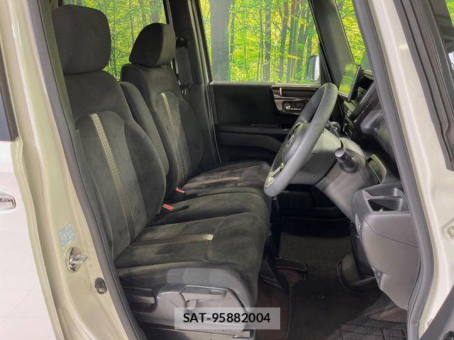 Honda N BOX CUSTOM 2019-10 7962931-7