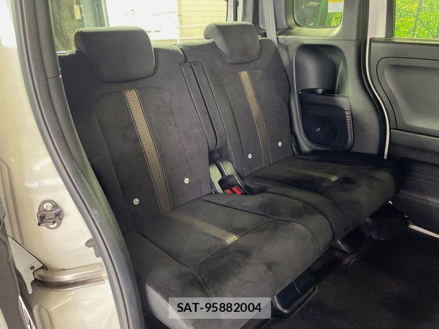 Honda N BOX CUSTOM 2019-10 7962931-8