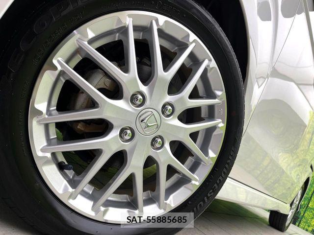 Honda N BOX CUSTOM 2023-06 7962863-13