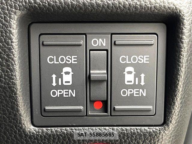 Honda N BOX CUSTOM 2023-06 7962863-4