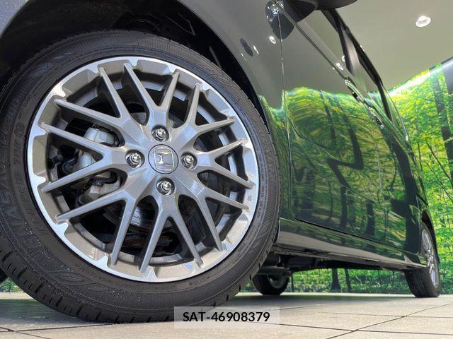 Honda N BOX CUSTOM 2024-06 7962857-12