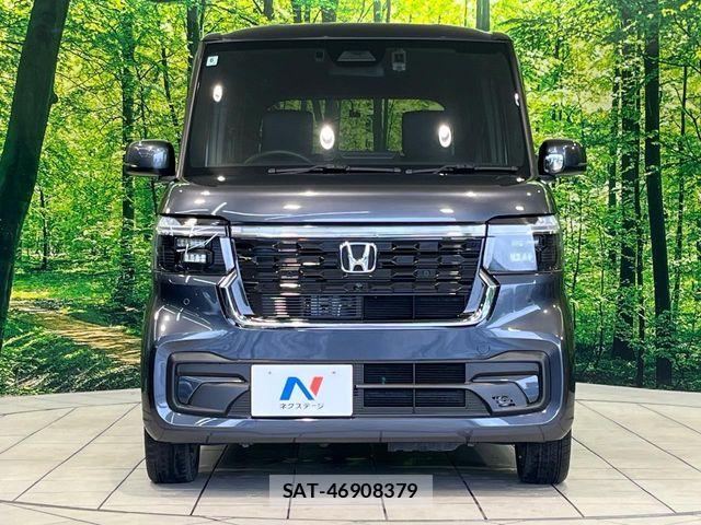 Honda N BOX CUSTOM 2024-06 7962857-13