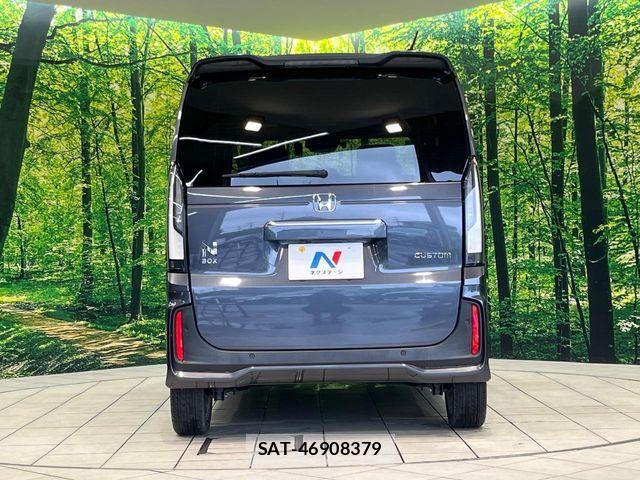 Honda N BOX CUSTOM 2024-06 7962857-14