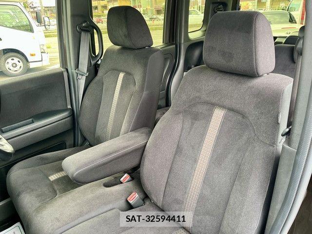 Honda N BOX CUSTOM 2020-01 7962905-7