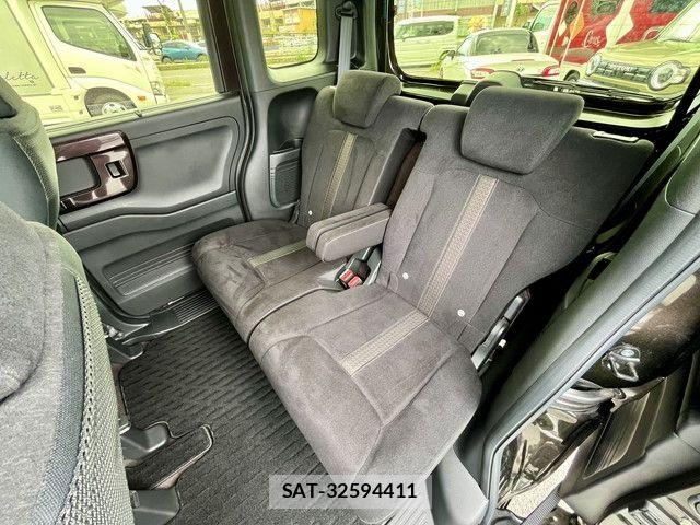 Honda N BOX CUSTOM 2020-01 7962905-8