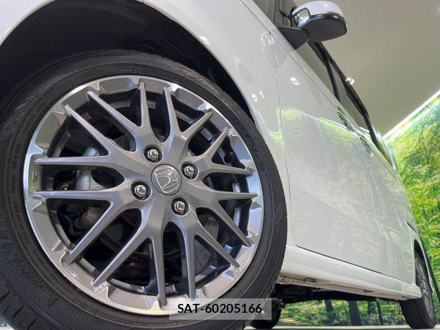 Honda N BOX CUSTOM 2024-05 7962856-12