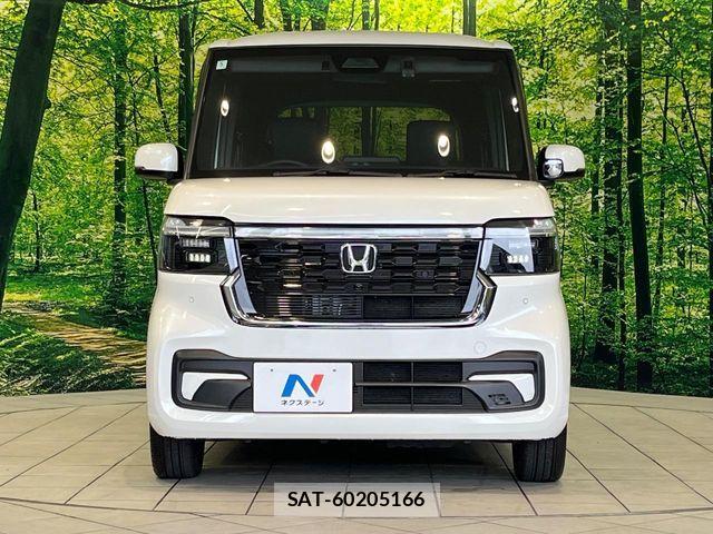 Honda N BOX CUSTOM 2024-05 7962856-13
