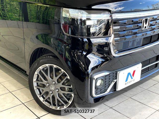 Honda N BOX CUSTOM 2023-10 7962859-11