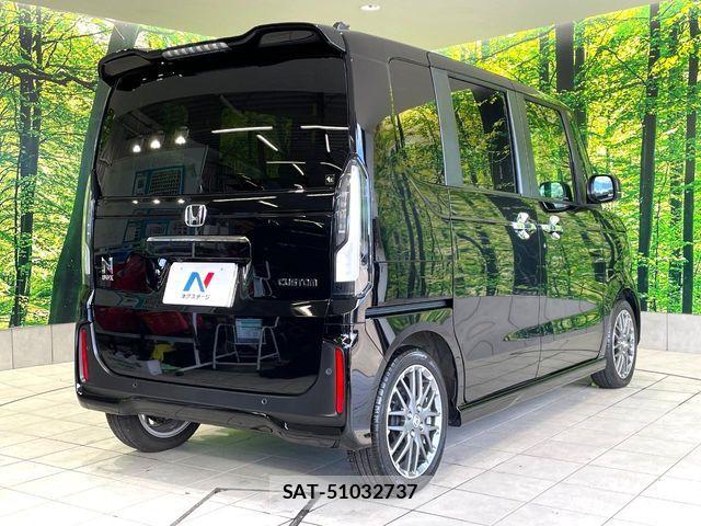 Honda N BOX CUSTOM 2023-10 7962859-16