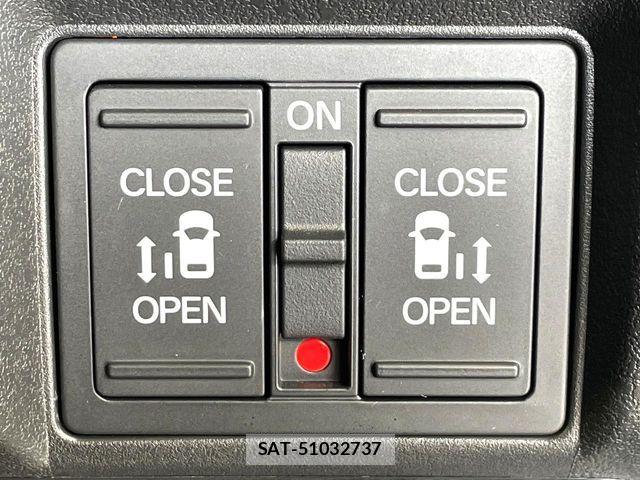 Honda N BOX CUSTOM 2023-10 7962859-4
