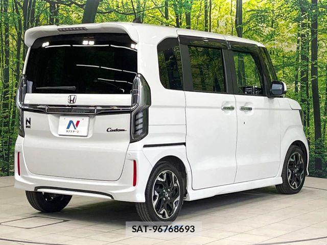 Honda N BOX CUSTOM 2020-07 7962927-16