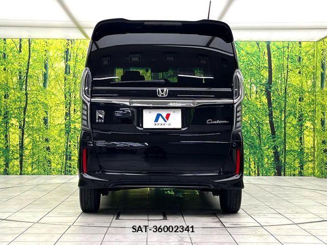 Honda N BOX CUSTOM 2018-05 7962929-14