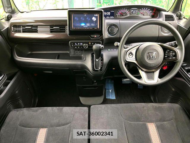 Honda N BOX CUSTOM 2018-05 7962929-1