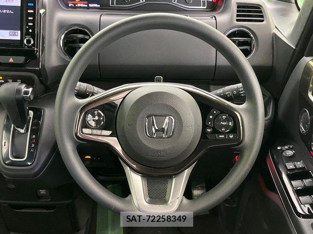 Honda N BOX CUSTOM 2019-04 7962908-11