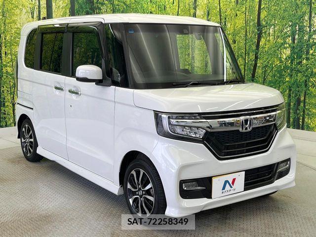 Honda N BOX CUSTOM 2019-04 7962908-16