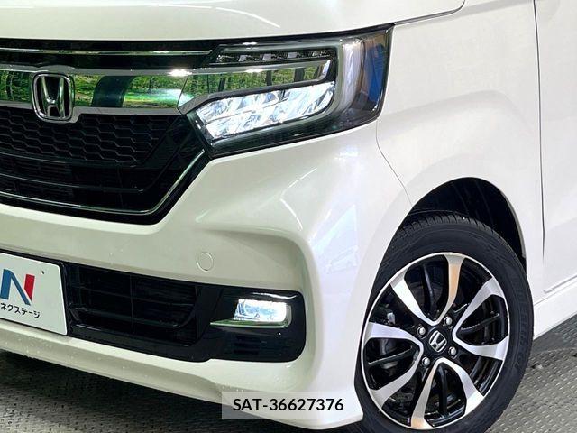 Honda N BOX CUSTOM 2018-04 7962918-11