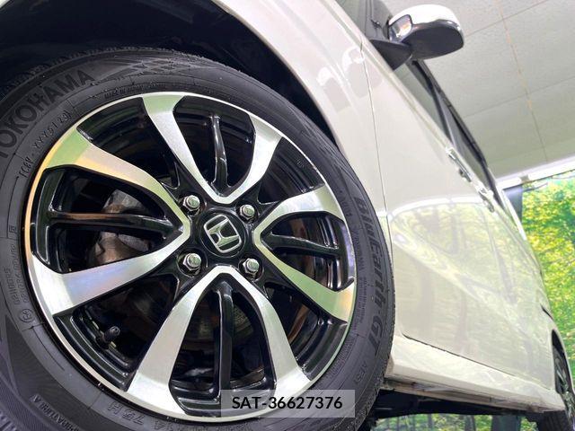 Honda N BOX CUSTOM 2018-04 7962918-12