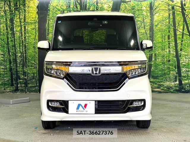 Honda N BOX CUSTOM 2018-04 7962918-13