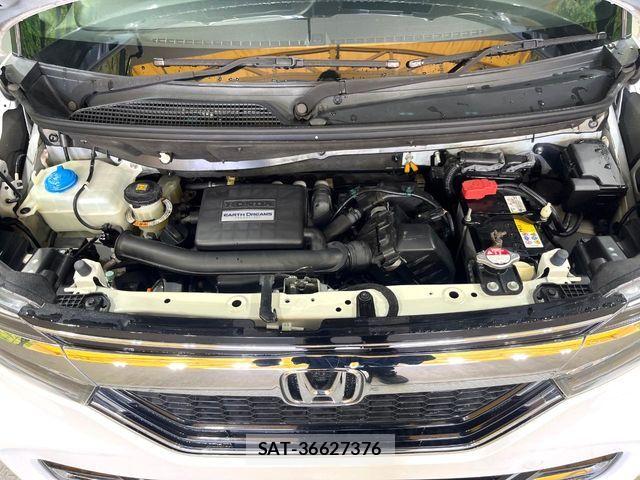 Honda N BOX CUSTOM 2018-04 7962918-17